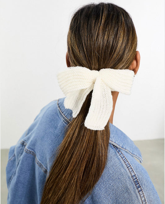 knitted Bow